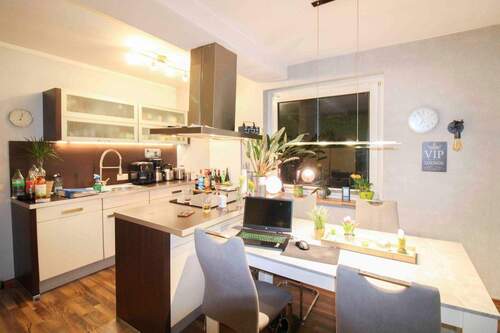 Küche EG - 8 Zimmer Einfamilienhaus in Ronnenberg