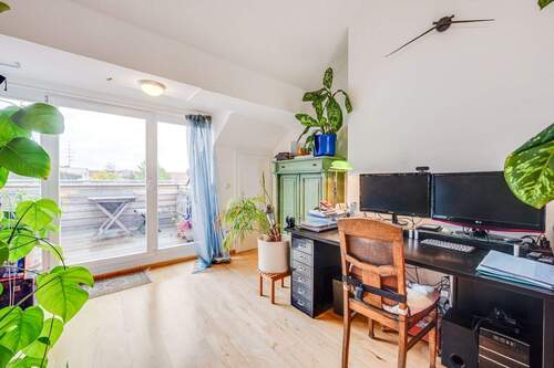 Wohnbereich - Etagenwohnung mit 62,00 m&sup2; in München zum Kaufen