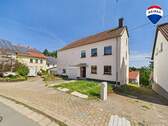 RE/MAX Immobilien DeLux Haus Losheim am See - Waldhölzbach - 5 Zimmer Einfamilienhaus zum Kaufen in Losheim am See / Waldhölzbach