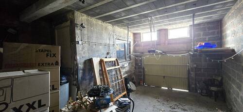 Garage - 
