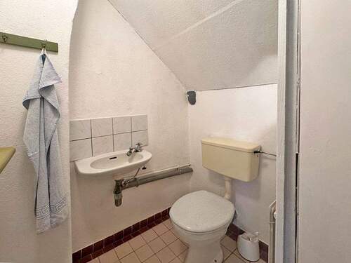 WC - 