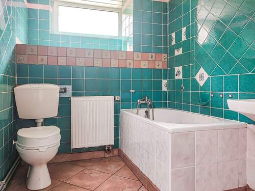 Tageslicht-Wannen-Bad - 