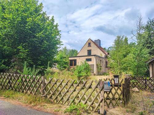 2.913m² großes Grundstück - 4 Zimmer Einfamilienhaus in Bad Schmiedeberg