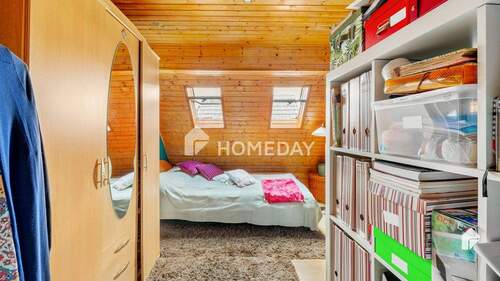 2. OG Schlafzimmer 1 - 