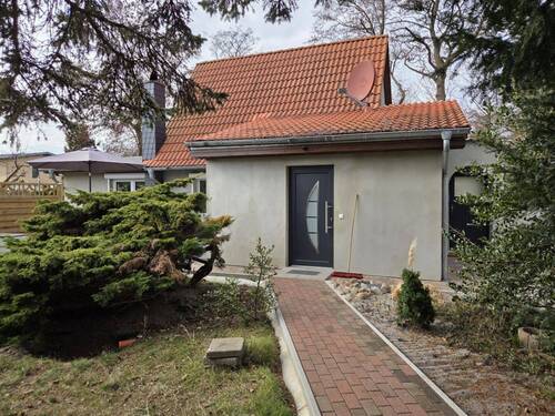 Weg zum Haus - 4 Zimmer Einfamilienhaus zum Kaufen in Karlshagen