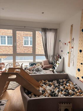 Flur mit Spielzimmer - 