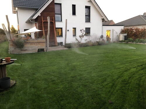 Hausansicht vom Garten - 7 Zimmer Einfamilienhaus in Radbruch