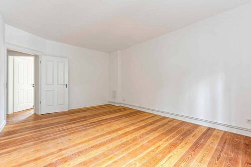 Zimmer 2 - 