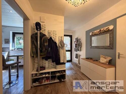 Diele - 5 Zimmer Reihenmittelhaus in Mönchengladbach-Rheindahlen