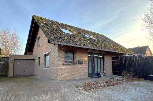 Ansicht vorne - 4 Zimmer Einfamilienhaus zum Kaufen in Steinfeld (Oldenburg)
