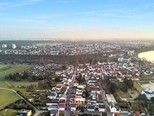 NAH AM MAIN UND AN DER NATUR - 