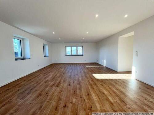 Kochen Wohnen - Büro mit 102,00 m&sup2; in Dorfen zur Miete