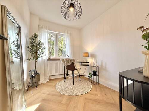 Arbeitszimmer / Kinderzimmer - 