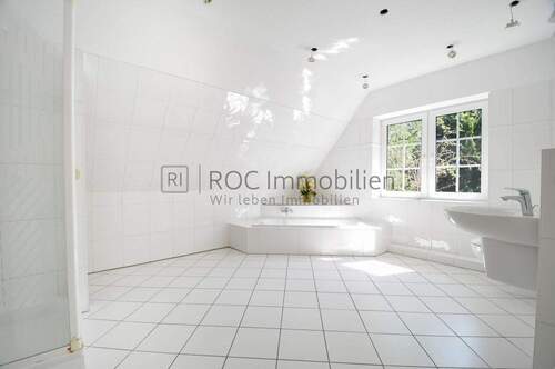 Wannen-Duschbad Obergeschoss II - 