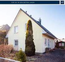 Familienglück auf zwei Ebenen: Haus mit Garten und Kamin - Berlin Kladow