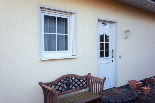 Eingang - 5 Zimmer Einfamilienhaus zum Kaufen in Berlin