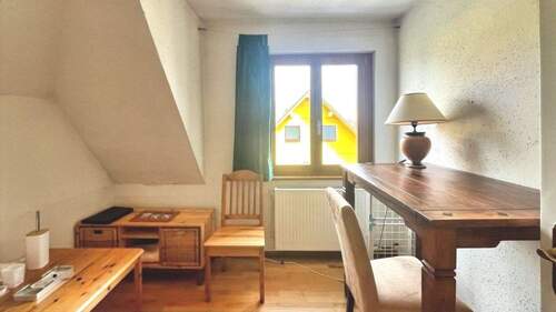 Kleines Zimmer im OG - 