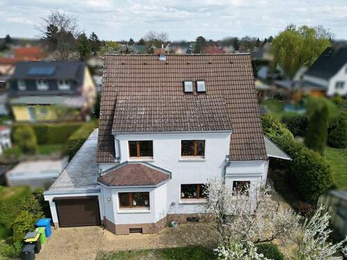 Hausansicht - 7 Zimmer Einfamilienhaus in Neuenhagen