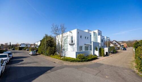 Titelbild - Einfamilienhaus mit 217,40 m² in Meerbusch / Lank-Latum zum Kaufen