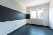 Küche aktuell - 3 Zimmer Etagenwohnung zur Miete in Bad Salzuflen