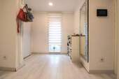Eingangsbereich - 5 Zimmer Doppelhaushälfte zum Kaufen in Walldorf