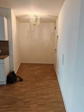 Eingangsbereich - 3 Zimmer Etagenwohnung zur Miete in Regensburg