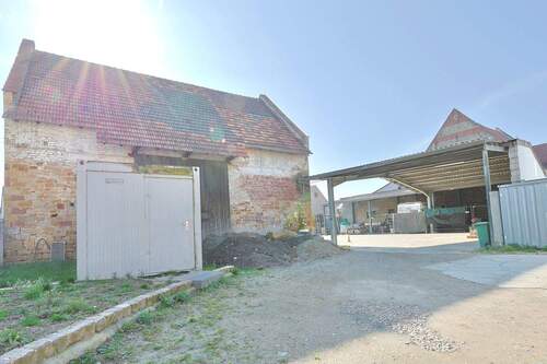 Einfahrt - Grundstück in Mutterstadt