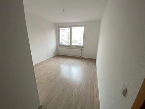 Zimmer 3 - 