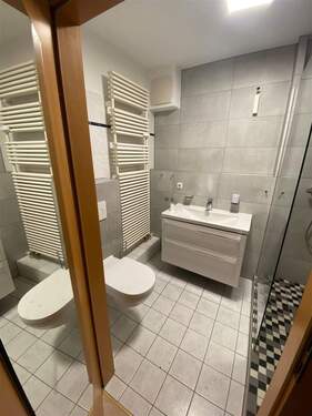 Duschbad - 3 Zimmer Etagenwohnung zur Miete in Erfurt