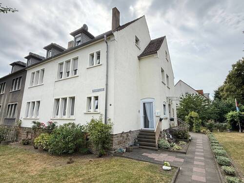 Hausansicht - Mehrfamilienhaus, Wohnhaus mit 300,00 m&sup2; in Ahlen zum Kaufen
