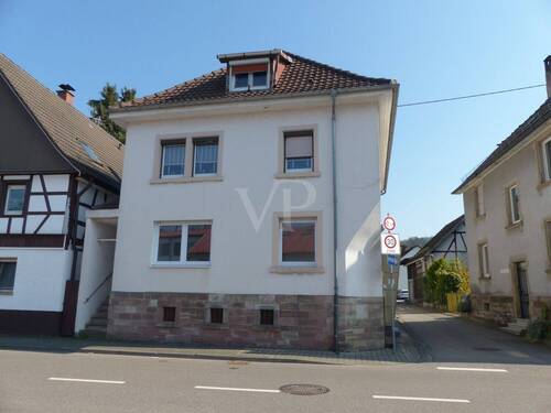 Aussen - 8 Zimmer Mehrfamilienhaus, Wohnhaus in Gaggenau