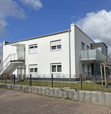 Außenansicht - Ebenerdig, modern und hochwertig mit Garten