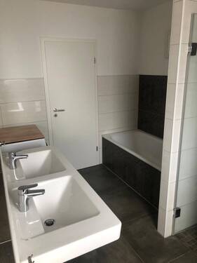 OG Eingang Dusche.jpg - 