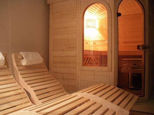 Wellnessbereich / Sauna - 