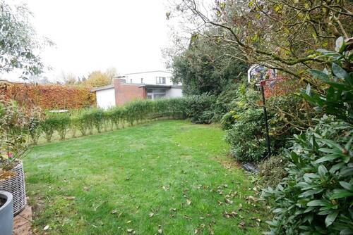 Blick in den Garten.JPG - 6 Zimmer Doppelhaushälfte zur Miete in Tornesch