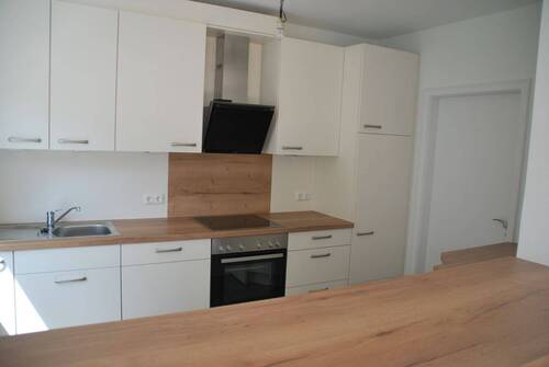 moderne Einbauküche.JPG - 