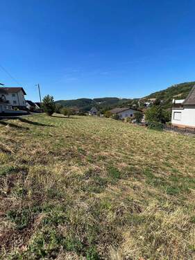 Schöne Lage
- Baugrundstück in guter Lage - 264.000,00&nbsp;EUR Kaufpreis, ca.&nbsp; 0,00&nbsp;m&sup2;