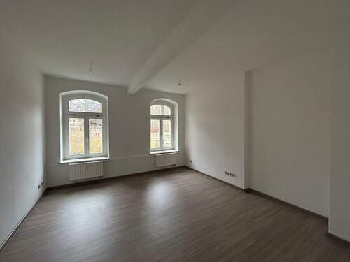 Helle Wohnung mit Balkon - 2 Zimmer Etagenwohnung in Oybin