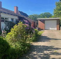 Exklusives Familienanwesen in absoluter Privatsphäre - 1.800 m² Grundstück in Sackgassenendlage - Wedel