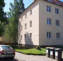 SEHR RUHIGE LAGE !! Sonnige-helle 2 Zimmerwohnung für Single oder Pärchen II. Obergeschoss Tageslichtbad mit Wanne Laminatböden PKW-Stellplatz - Leipzig Engelsdorf