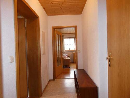 Flur - 4 Zimmer Einfamilienhaus zum Kaufen in Wiesau