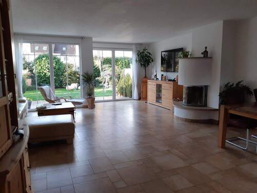 Wohnzimmer - 5 Zimmer Reihenmittelhaus in Hattersheim