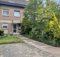Familientraum in Dormagen - gepflegte DHH mit Garten und Garage