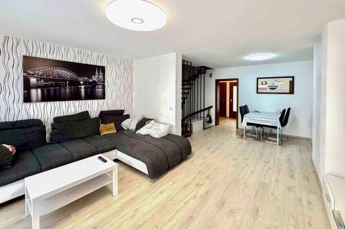 Wohn-Esszimmer - 