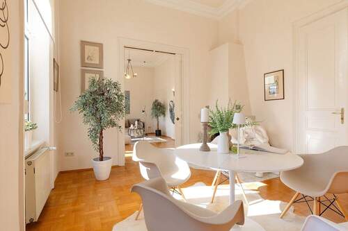 Offenes Wohnkonzept - 4 Zimmer Etagenwohnung in Wiesbaden