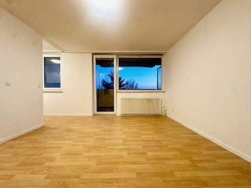 Wohnzimmer - 1 Zimmer Etagenwohnung in Nürnberg