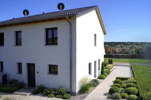 Moderne Architektur - Visualisierung Bepflanzung - 4 Zimmer Doppelhaushälfte in Geiselwind