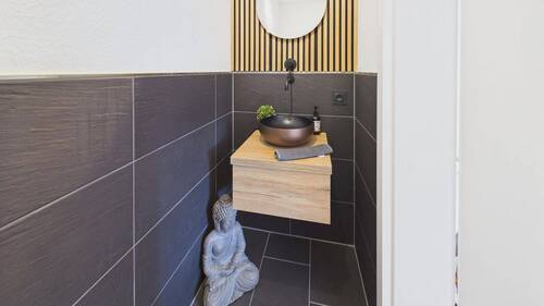Gäste WC - 5 Zimmer Etagenwohnung in Euskirchen