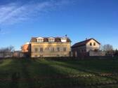 Vierseitenhof - Mehrfamilienhaus, Wohnhaus in Schönefeld