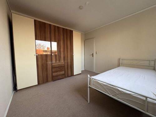 Schlafzimmer Bild 2 - Etagenwohnung mit 84,00 m&sup2; in Achim zum Kaufen